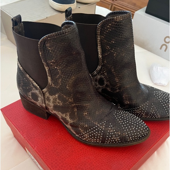 Donald J. Pliner Shoes - Donald Pliner ankle boots